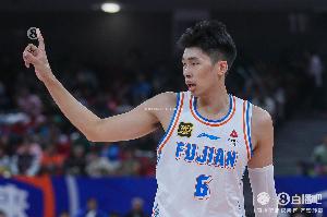 媒体人:邹阳续约合同虽没顶格 但福建给出较大诚意 双方都较满意