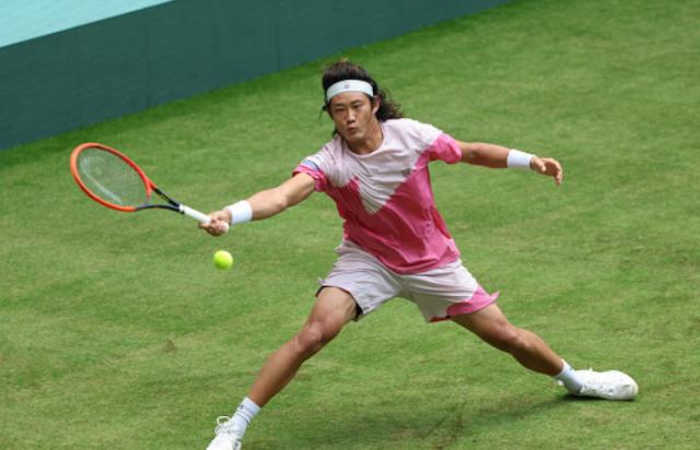 云开体育官方-张奔斗：张之臻挑战世界第一 查出二发是巨大差距